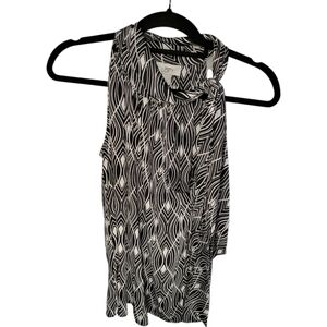 Ann Taylor LOFT Women's Sleeveless Black And White  Blouse  Size Small